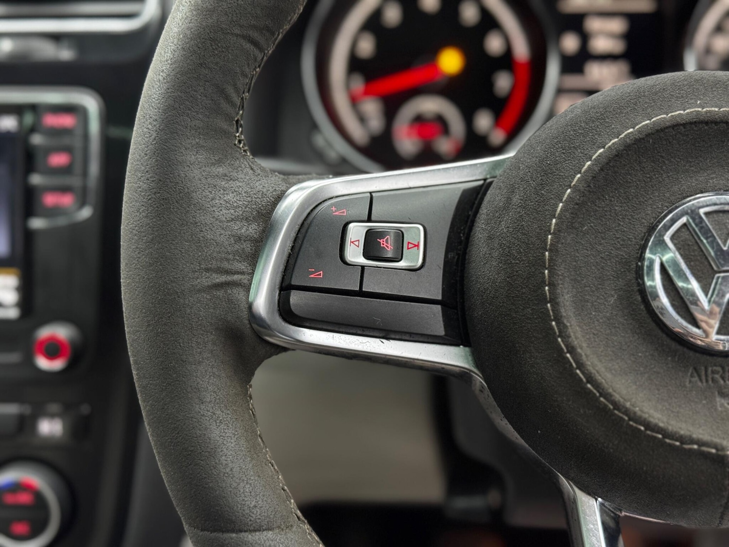 Used Volkswagen Scirocco for sale - 77696358: Photo 19