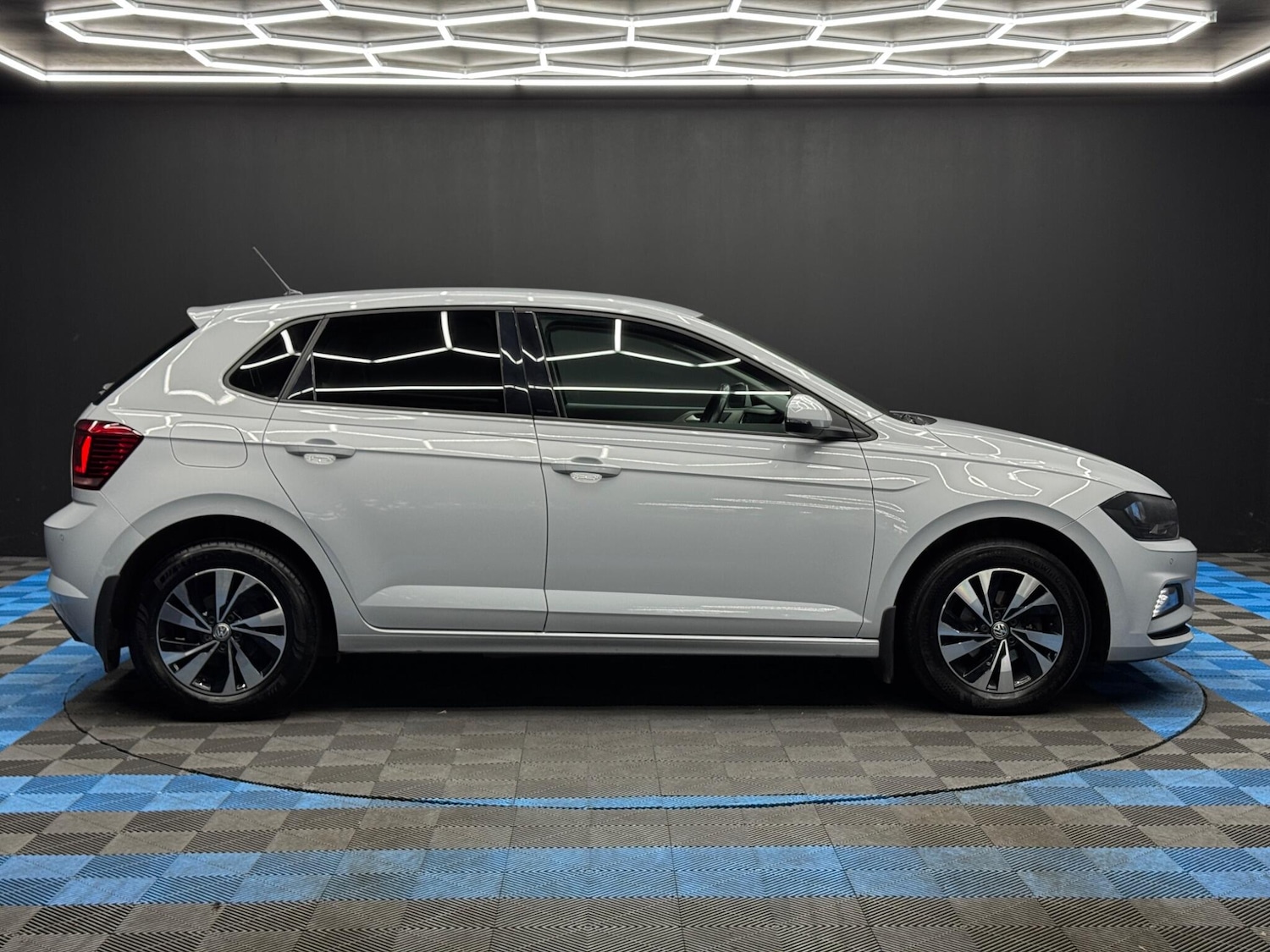 Used Volkswagen Polo 2020 for sale - 78006747: Photo 4