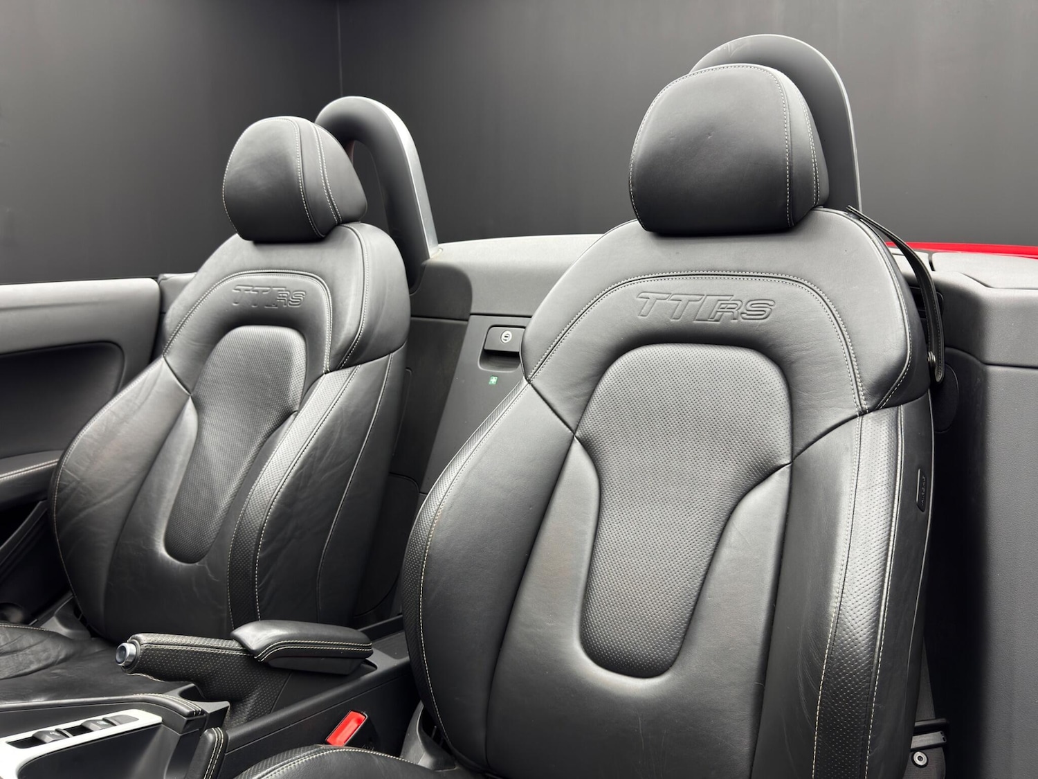 Used Jaguar F-Type 2014 for sale - 77982240: Photo 14