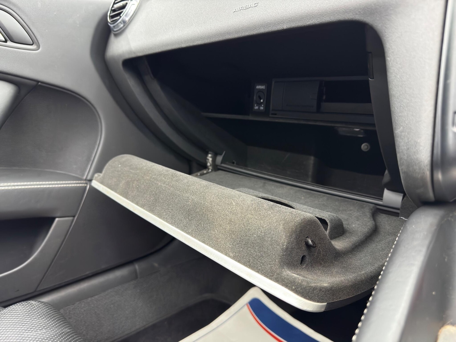 Used Jaguar F-Type 2014 for sale - 77982240: Photo 32