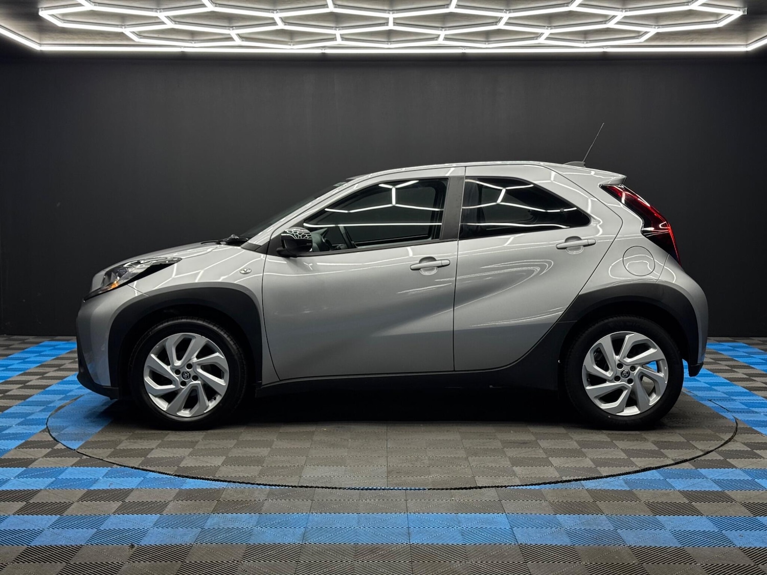 Used Toyota Aygo X 2022 for sale - 76409210: Photo 8