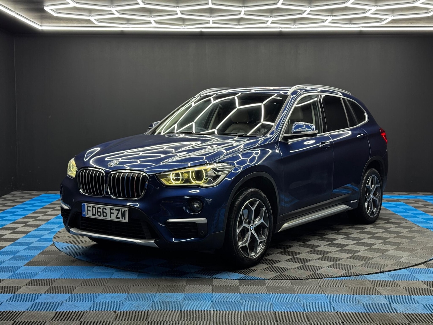 Used BMW X1 2016 for sale - 76752379: Photo 3