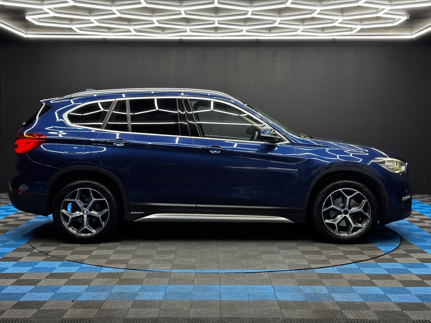 Used BMW X1 2016 for sale - 76752379: Photo 4