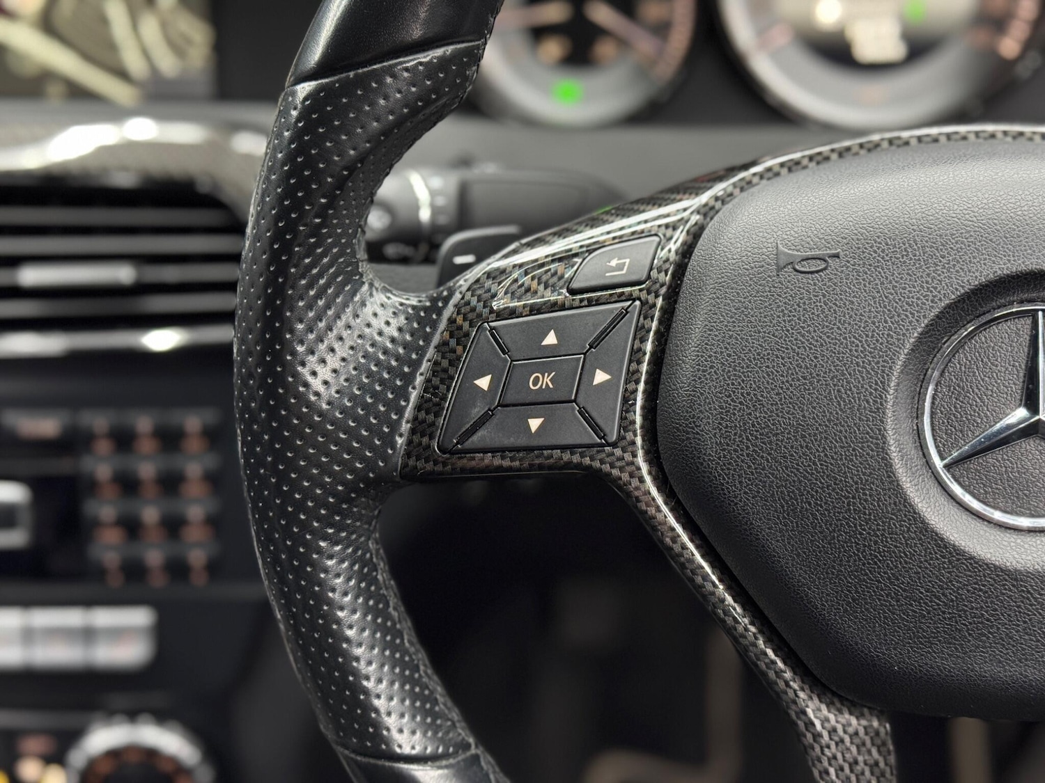 Used Mercedes-Benz C Class 2015 for sale - 77163509: Photo 19