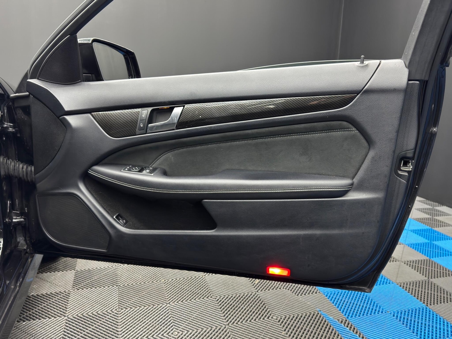 Used Mercedes-Benz C Class 2015 for sale - 77163509: Photo 36