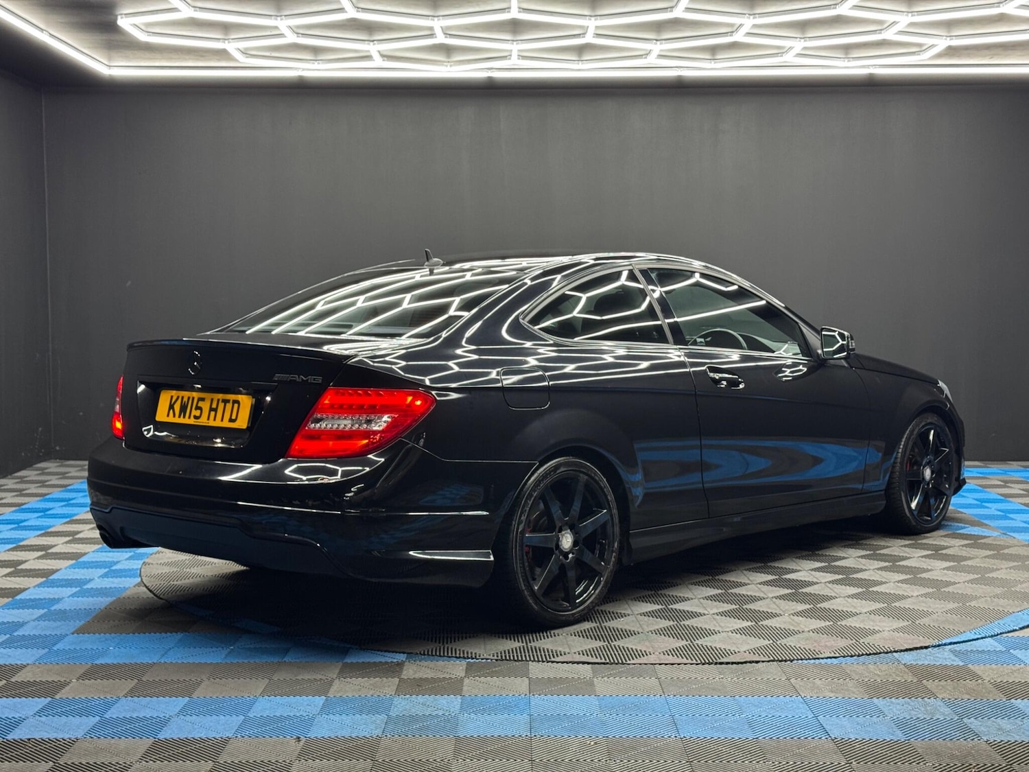 Used Mercedes-Benz C Class 2015 for sale - 77163509: Photo 5