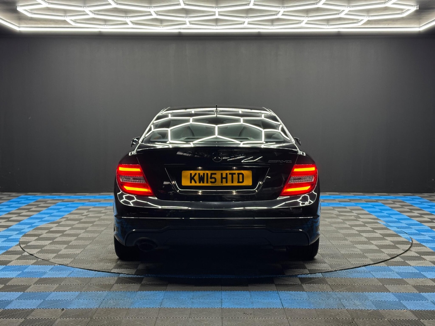 Used Mercedes-Benz C Class 2015 for sale - 77163509: Photo 6