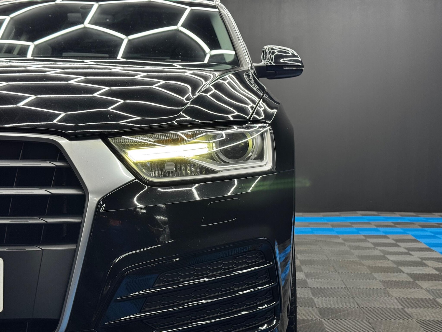 Used Audi Q3 2018 for sale - 76473132: Photo 43