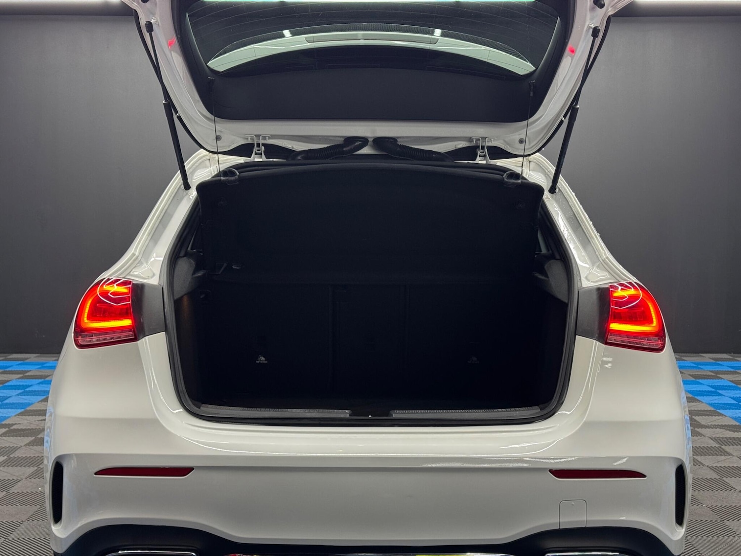 Used Mercedes-Benz A-Class for sale - 77549275: Photo 39