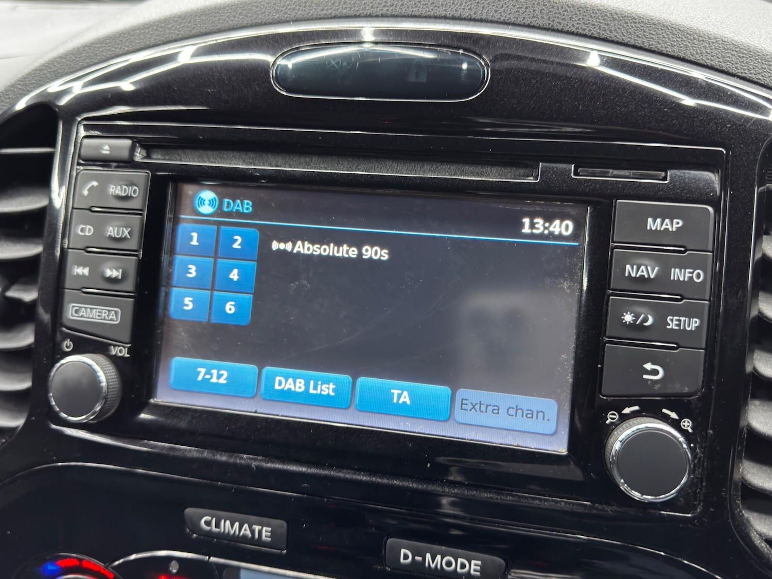 Used Nissan Juke 2014 for sale - 76632968: Photo 28