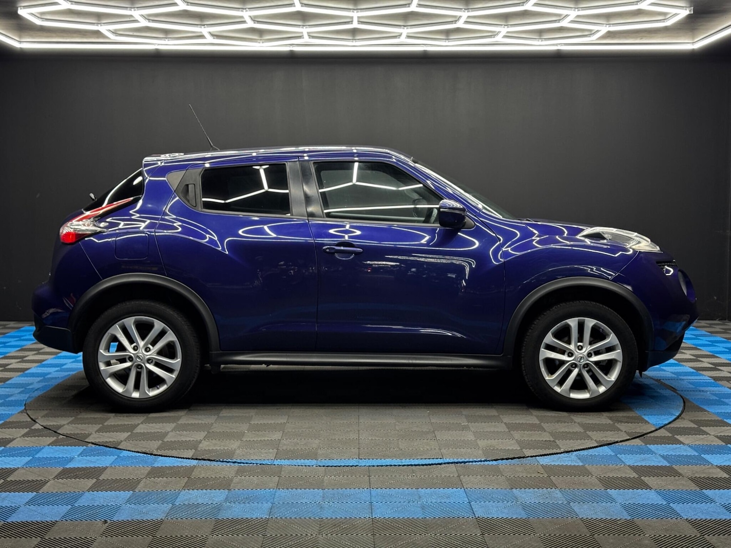 Used Nissan Juke 2014 for sale - 76632968: Photo 4