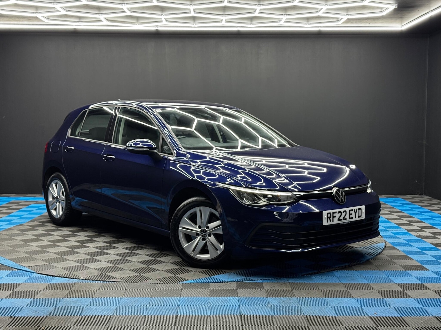 Used Volkswagen Golf 2022 for sale - 76850093: Photo 1