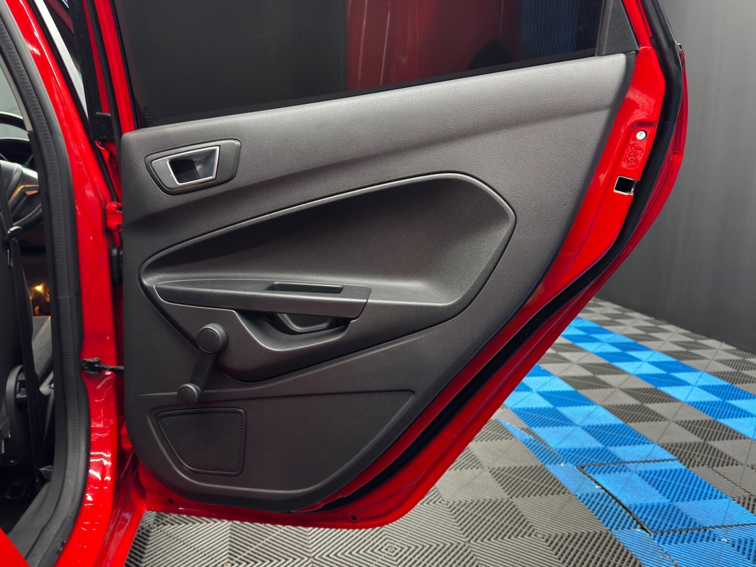 Used Ford Fiesta 2017 for sale - 77854233: Photo 35