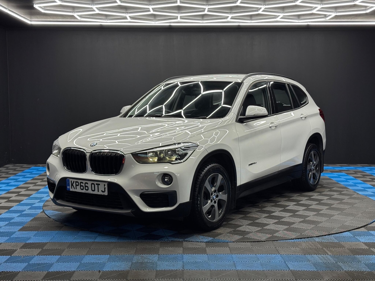 Used BMW X1 2016 for sale - 78171401: Photo 3