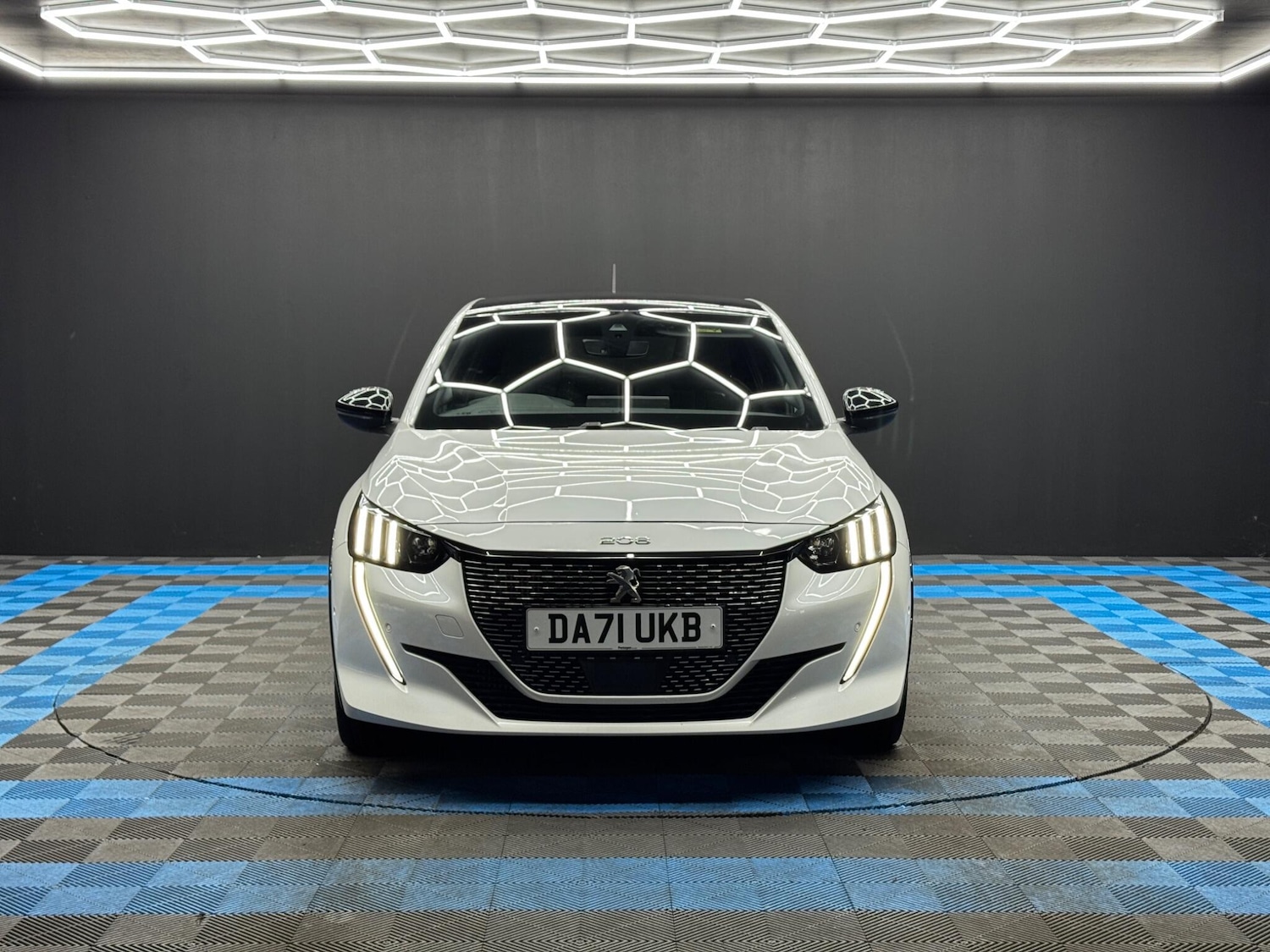 Used Peugeot 208 2022 for sale - 77647060: Photo 2