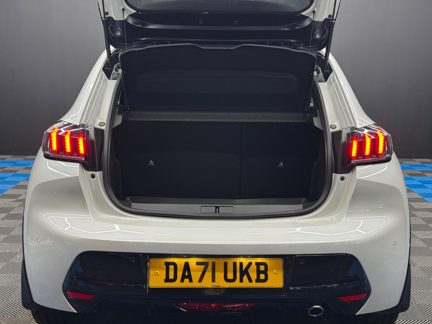 Used Peugeot 208 2022 for sale - 77647060: Photo 37