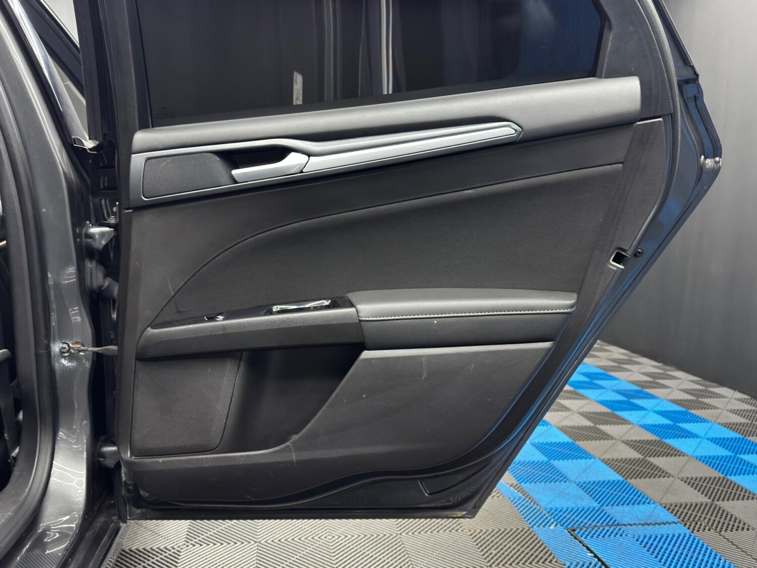 Used Ford Mondeo for sale - 77940087: Photo 39