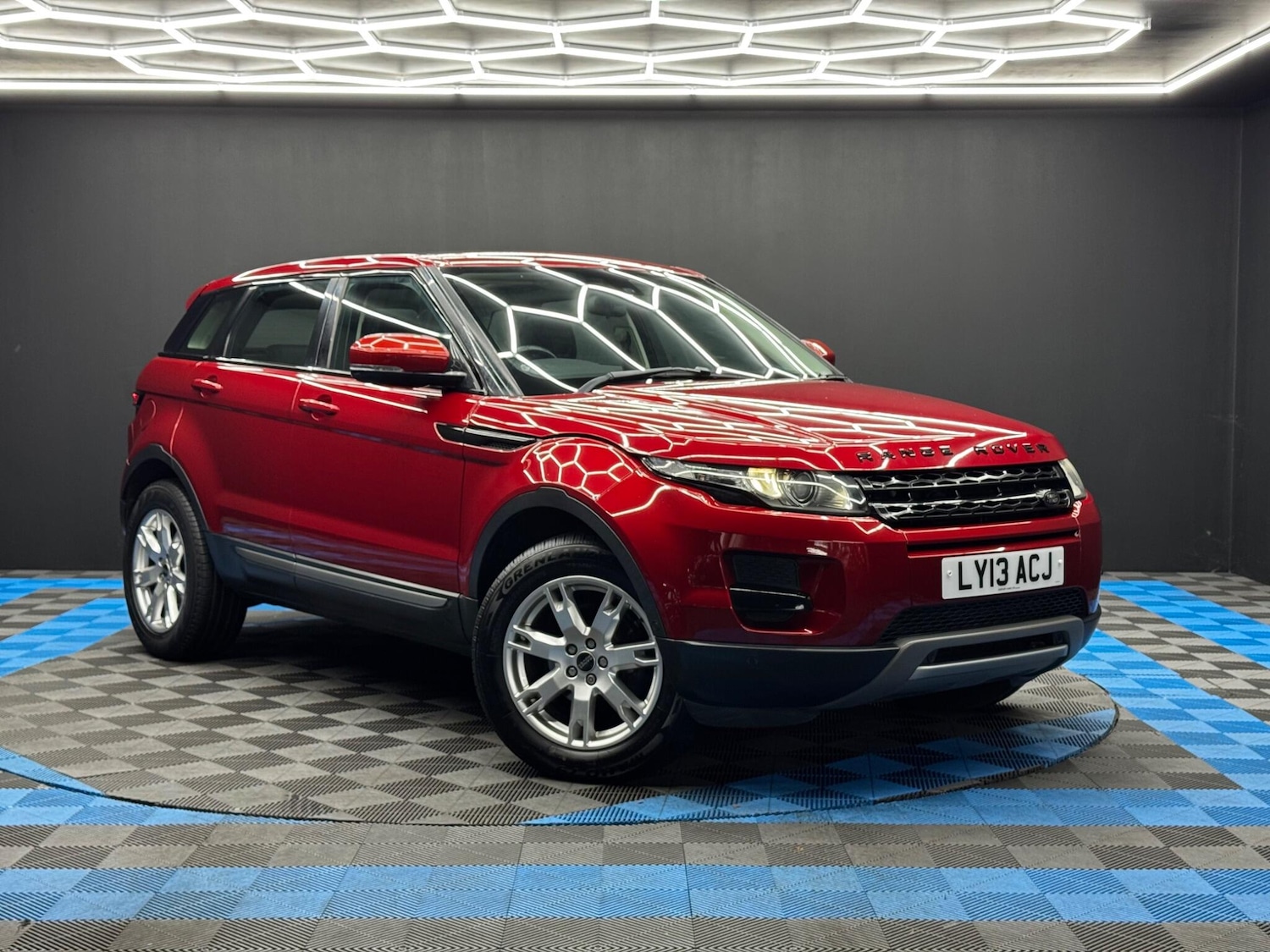 Used Land Rover Range Rover Evoque 2013 for sale - 76549898: Photo 1