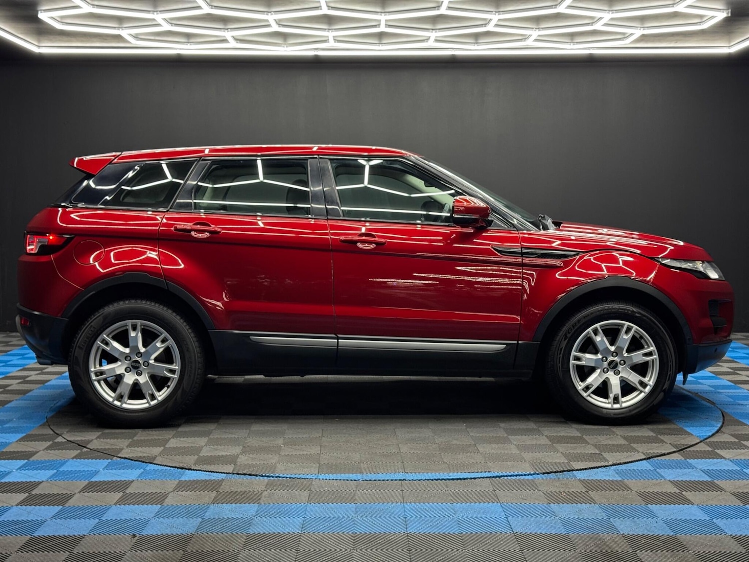 Used Land Rover Range Rover Evoque 2013 for sale - 76549898: Photo 4