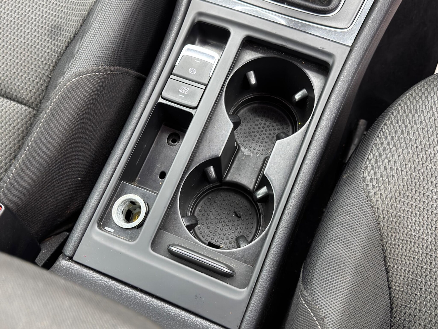 Used Volkswagen Golf 2018 for sale - 77993771: Photo 24