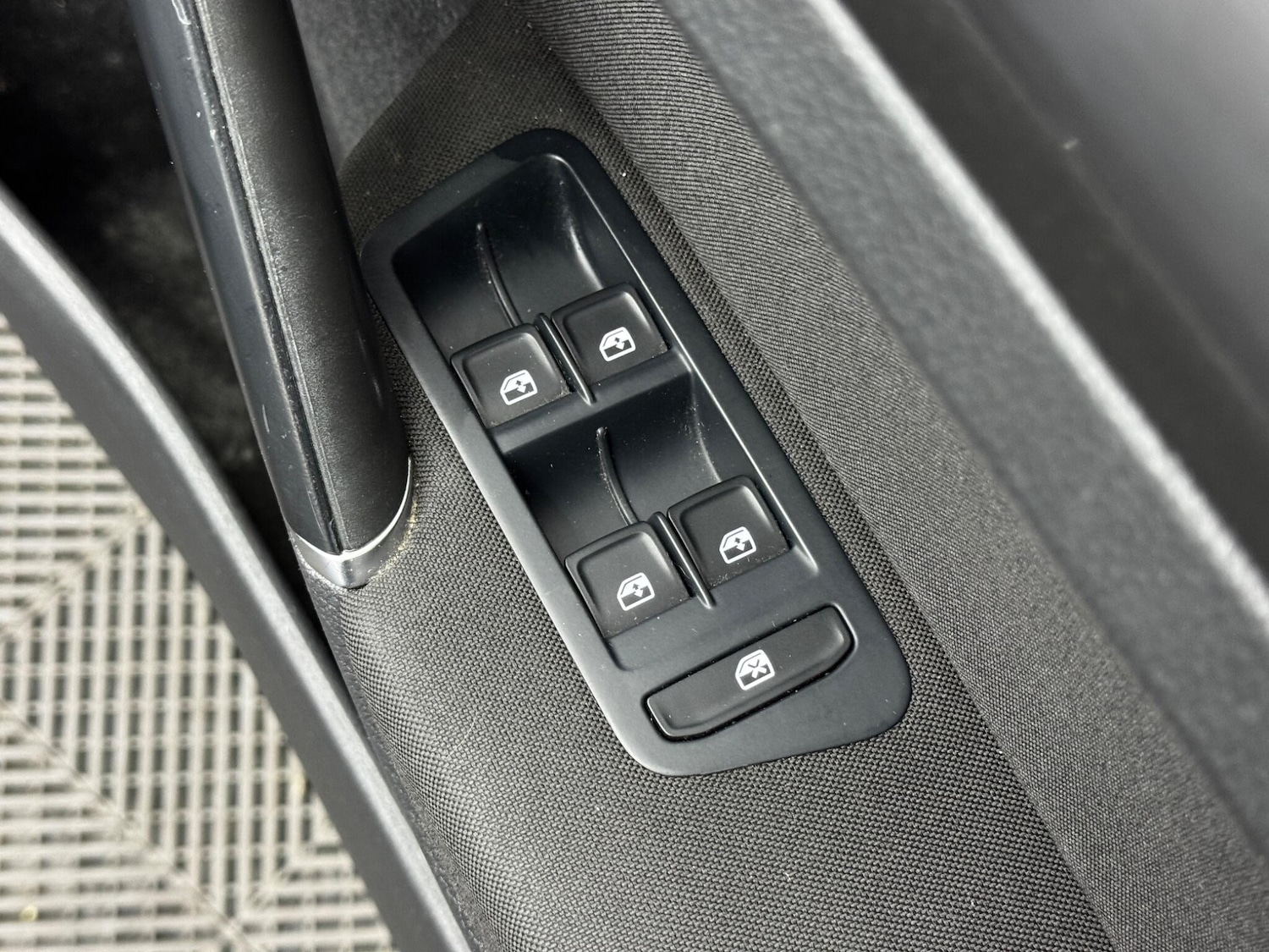 Used Volkswagen Golf 2018 for sale - 77993771: Photo 38