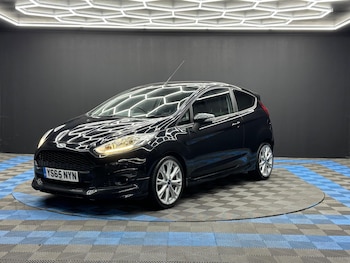Used Ford Fiesta 2015 for sale - 75532501: Photo