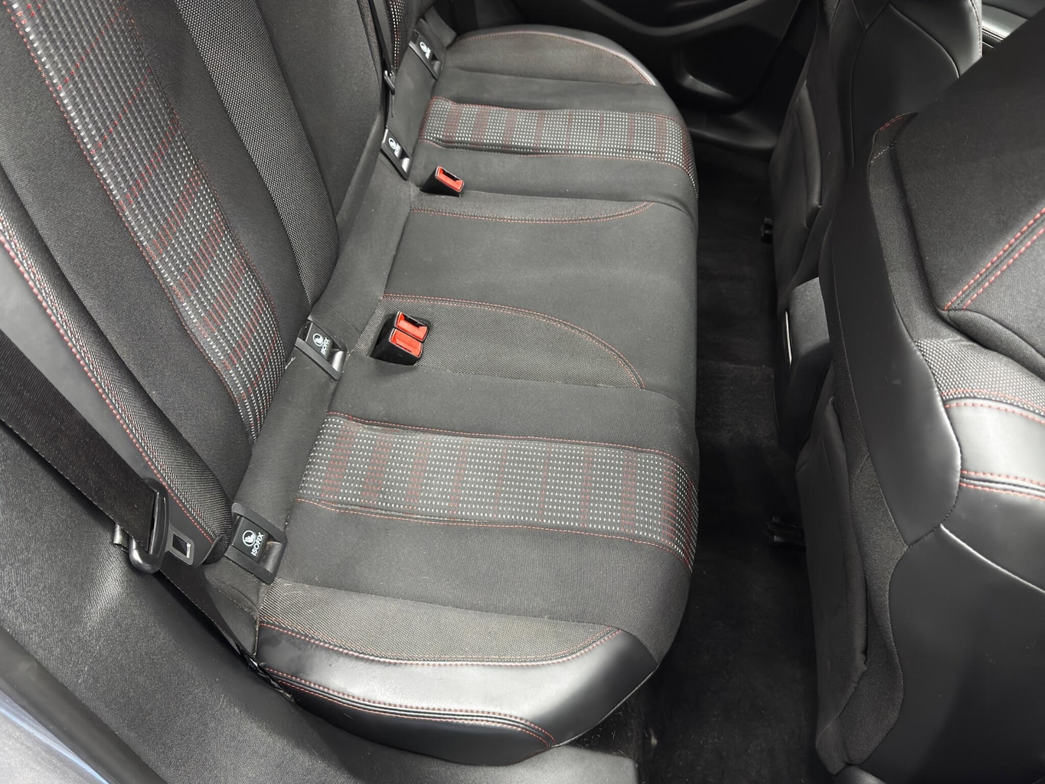 Used Peugeot 308 2016 for sale - 76714461: Photo 16