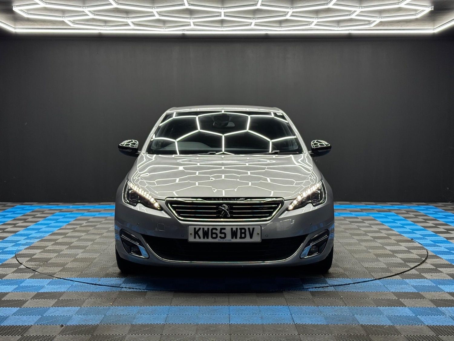 Used Peugeot 308 2016 for sale - 76714461: Photo 2