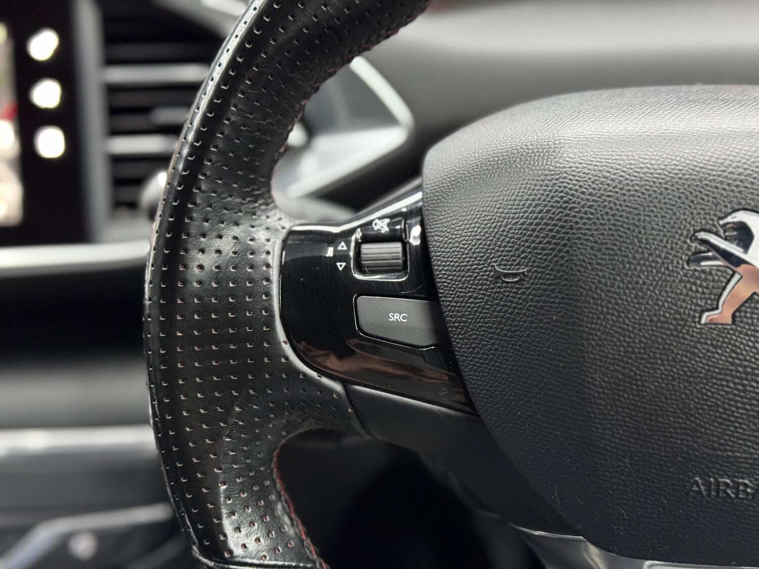 Used Peugeot 308 2016 for sale - 76714461: Photo 20