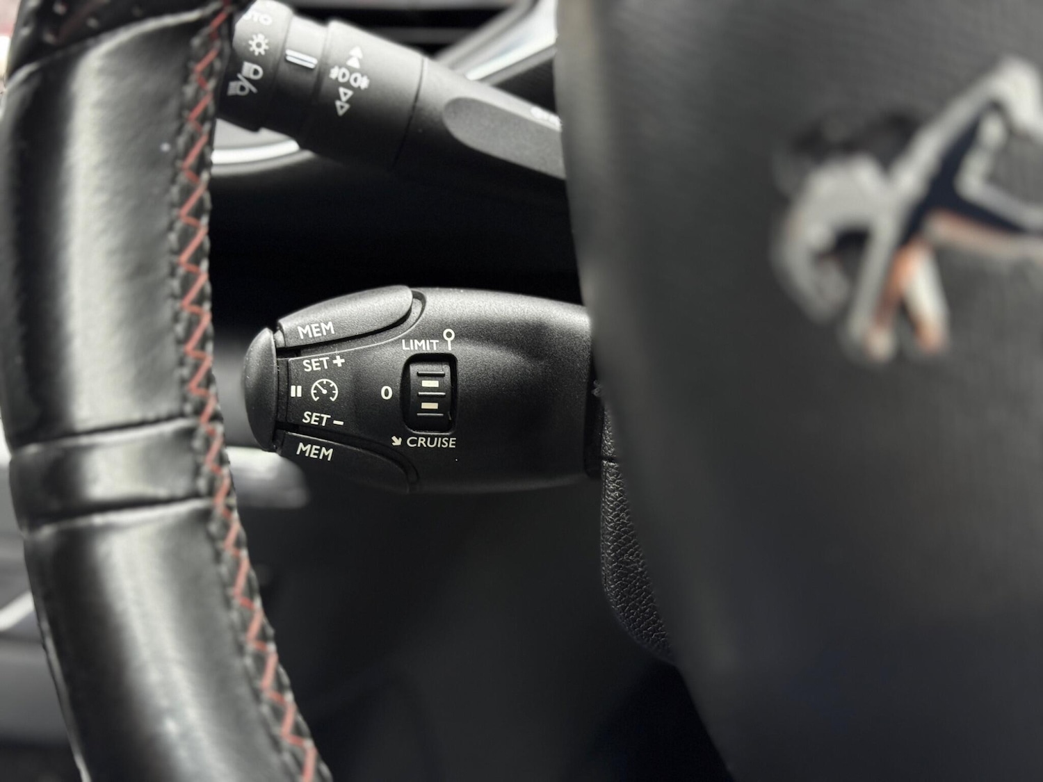 Used Peugeot 308 2016 for sale - 76714461: Photo 22