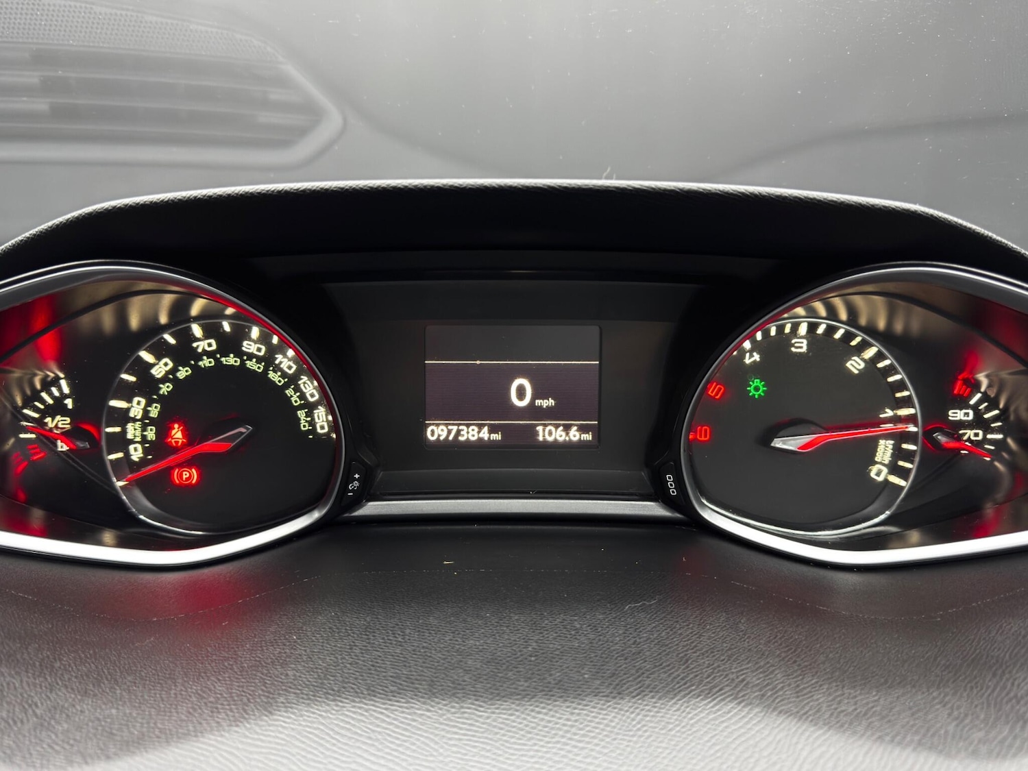 Used Peugeot 308 2016 for sale - 76714461: Photo 23