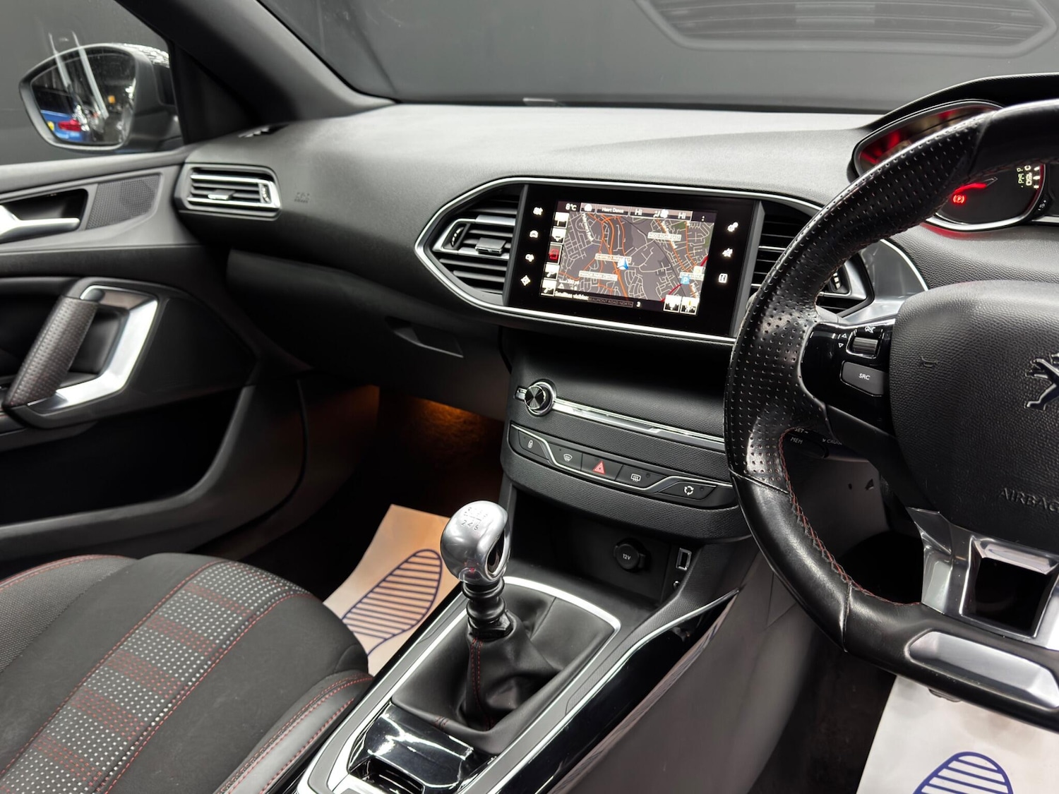 Used Peugeot 308 2016 for sale - 76714461: Photo 24