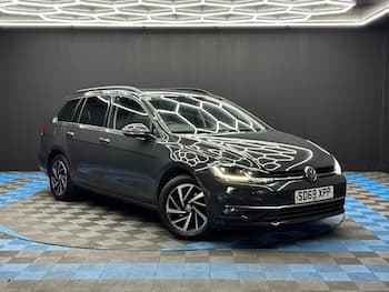 Used Volkswagen Golf 2019 for sale - 79634749: Photo