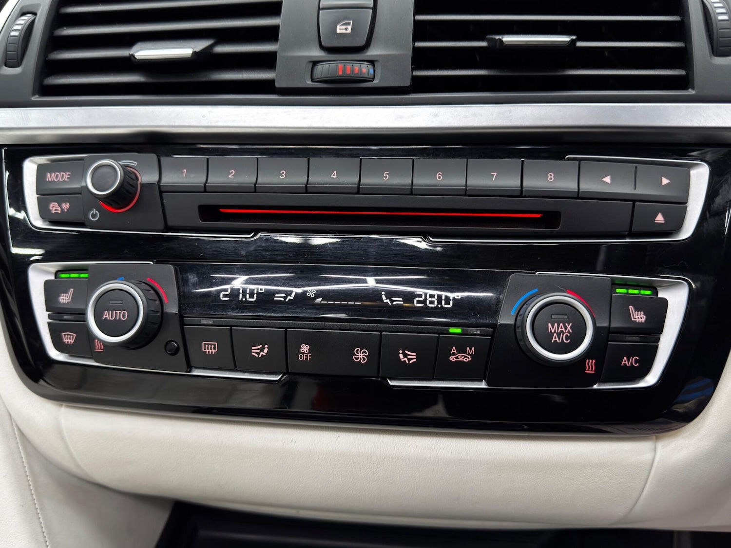 Used BMW 3 Series 2016 for sale - 76441355: Photo 26