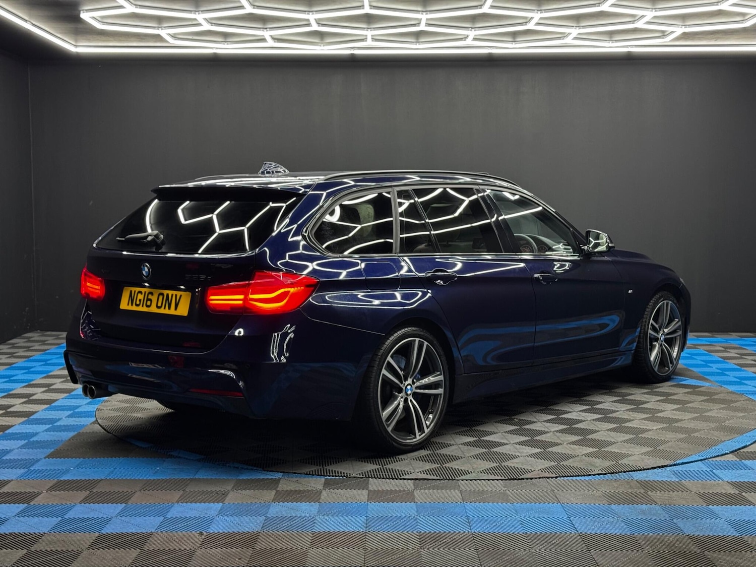 Used BMW 3 Series 2016 for sale - 76441355: Photo 5