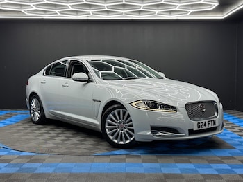 Used Jaguar XF 2015 for sale - 75953832: Photo