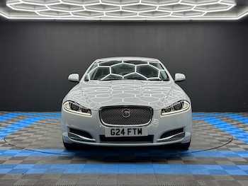 Used Jaguar XF 2015 for sale - 75953832: Photo