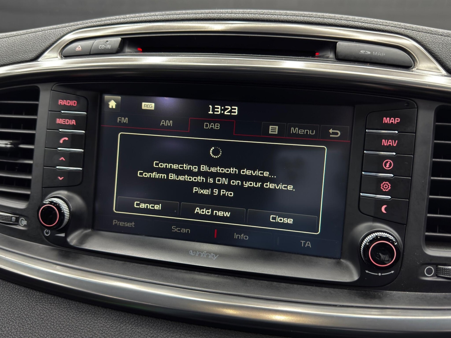 Used Kia Sorento 2015 for sale - 76832220: Photo 30