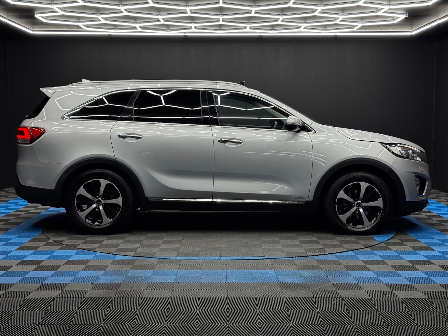 Used Kia Sorento 2015 for sale - 76832220: Photo 4