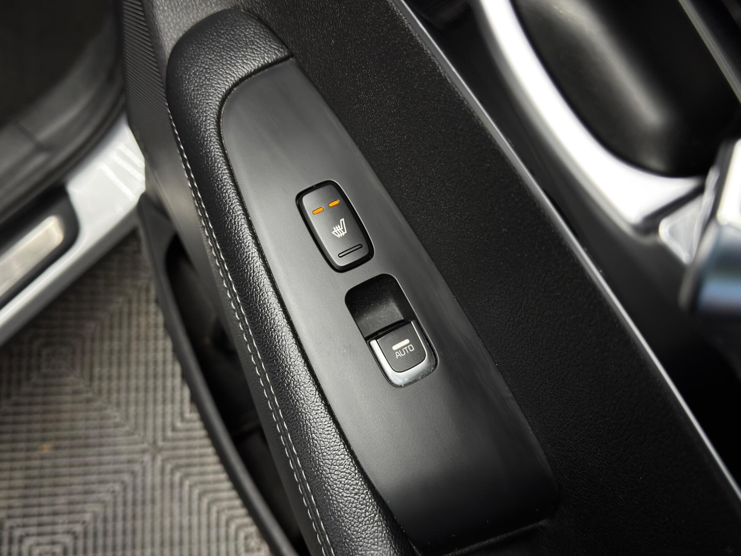 Used Kia Sorento 2015 for sale - 76832220: Photo 44