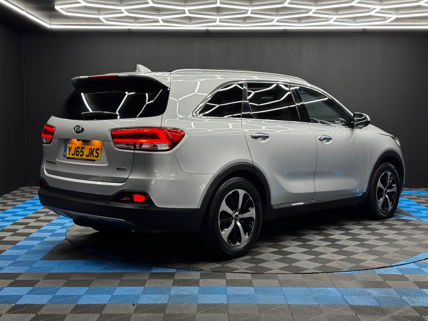 Used Kia Sorento 2015 for sale - 76832220: Photo 5