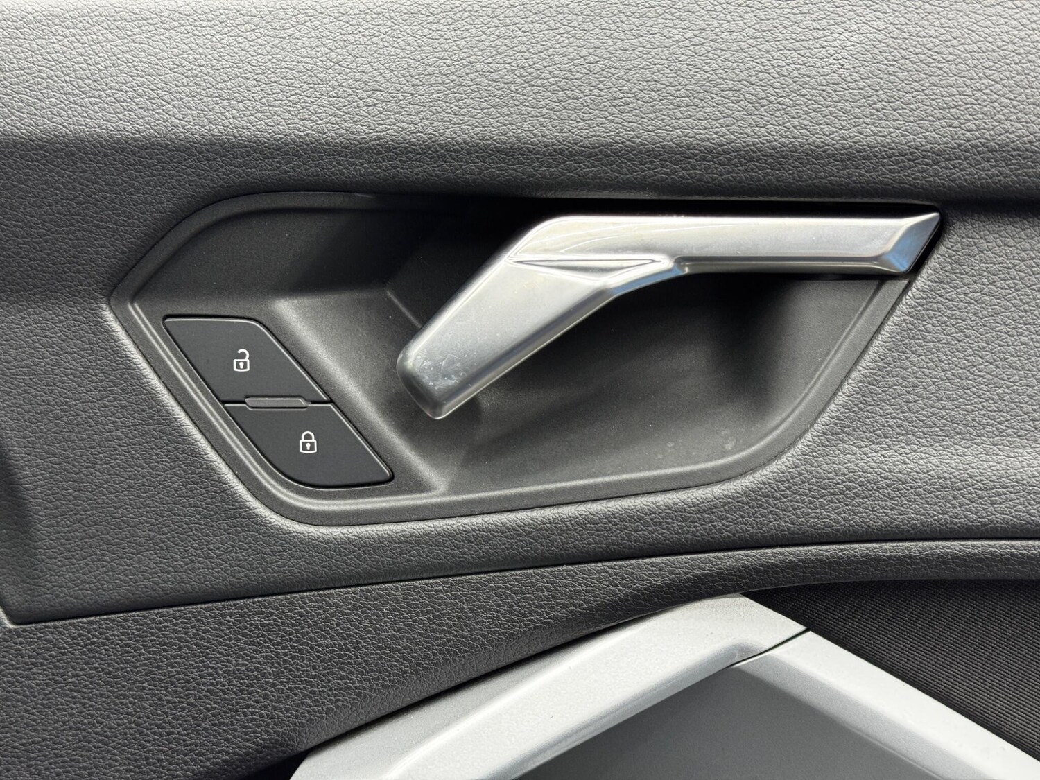 Used Audi Q3 for sale - 77940671: Photo 44