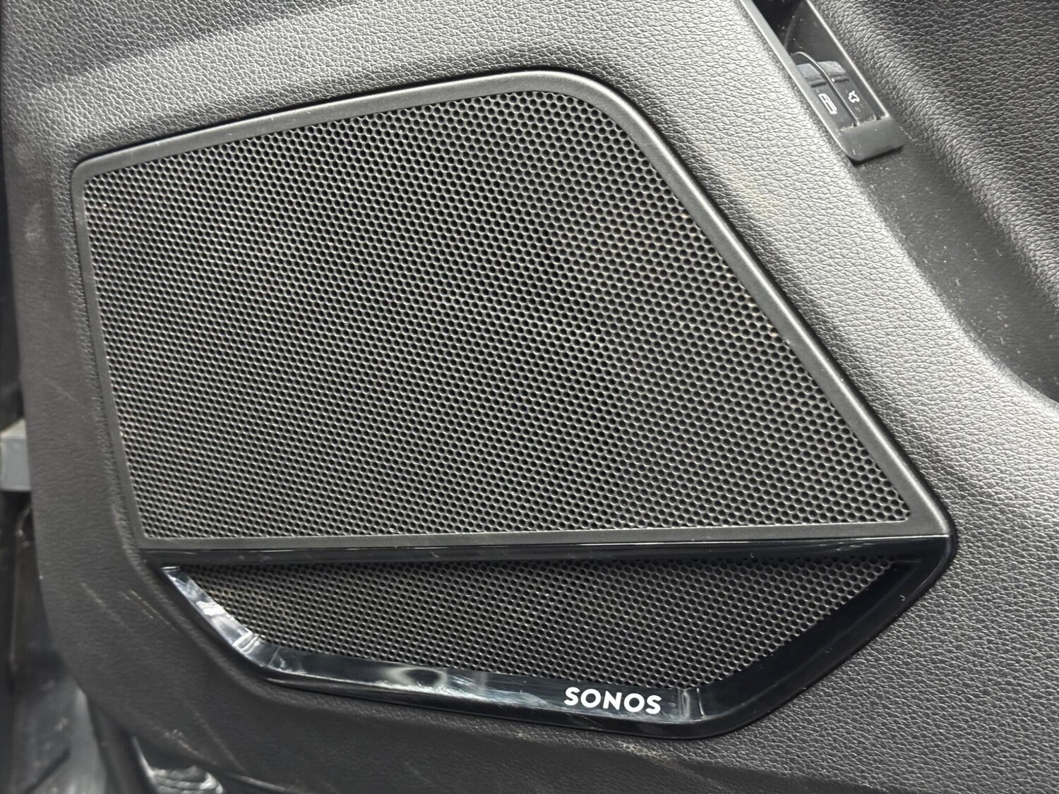 Used Audi Q3 for sale - 77940671: Photo 46