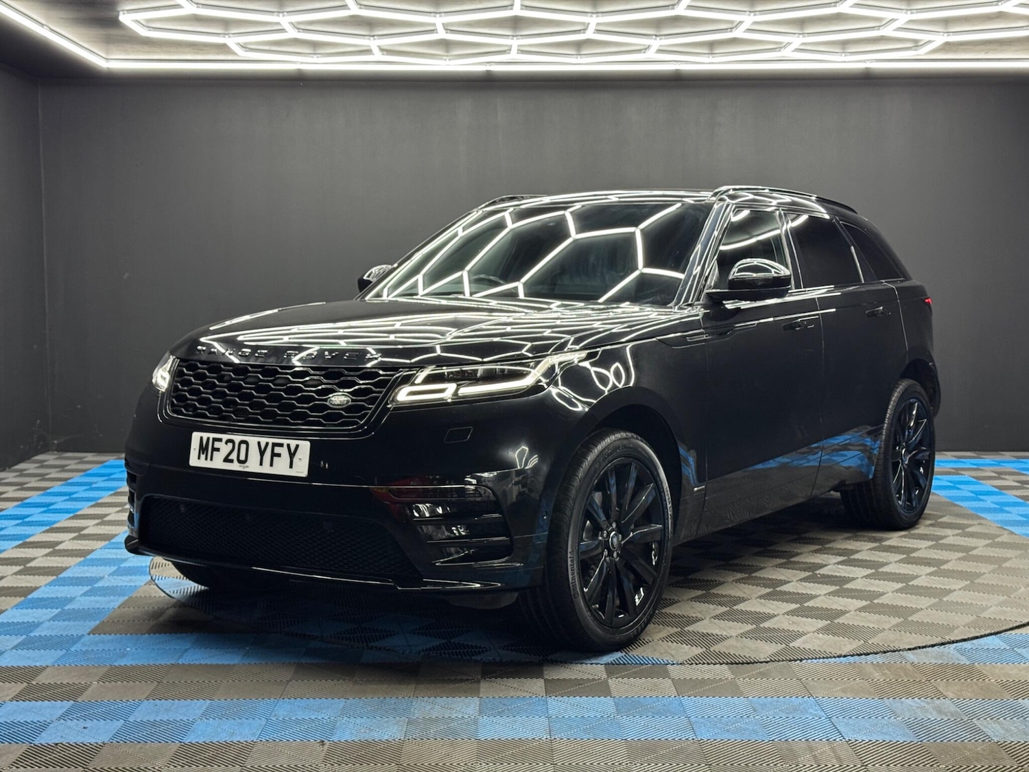 Used Land Rover Range Rover Velar 2020 for sale - 77793984: Photo 3