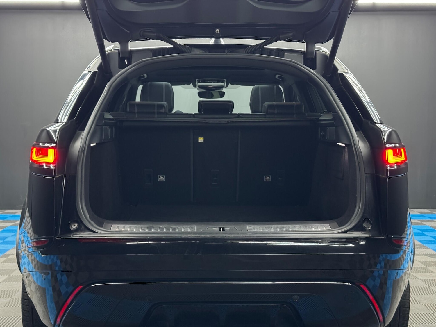 Used Land Rover Range Rover Velar 2020 for sale - 77793984: Photo 40