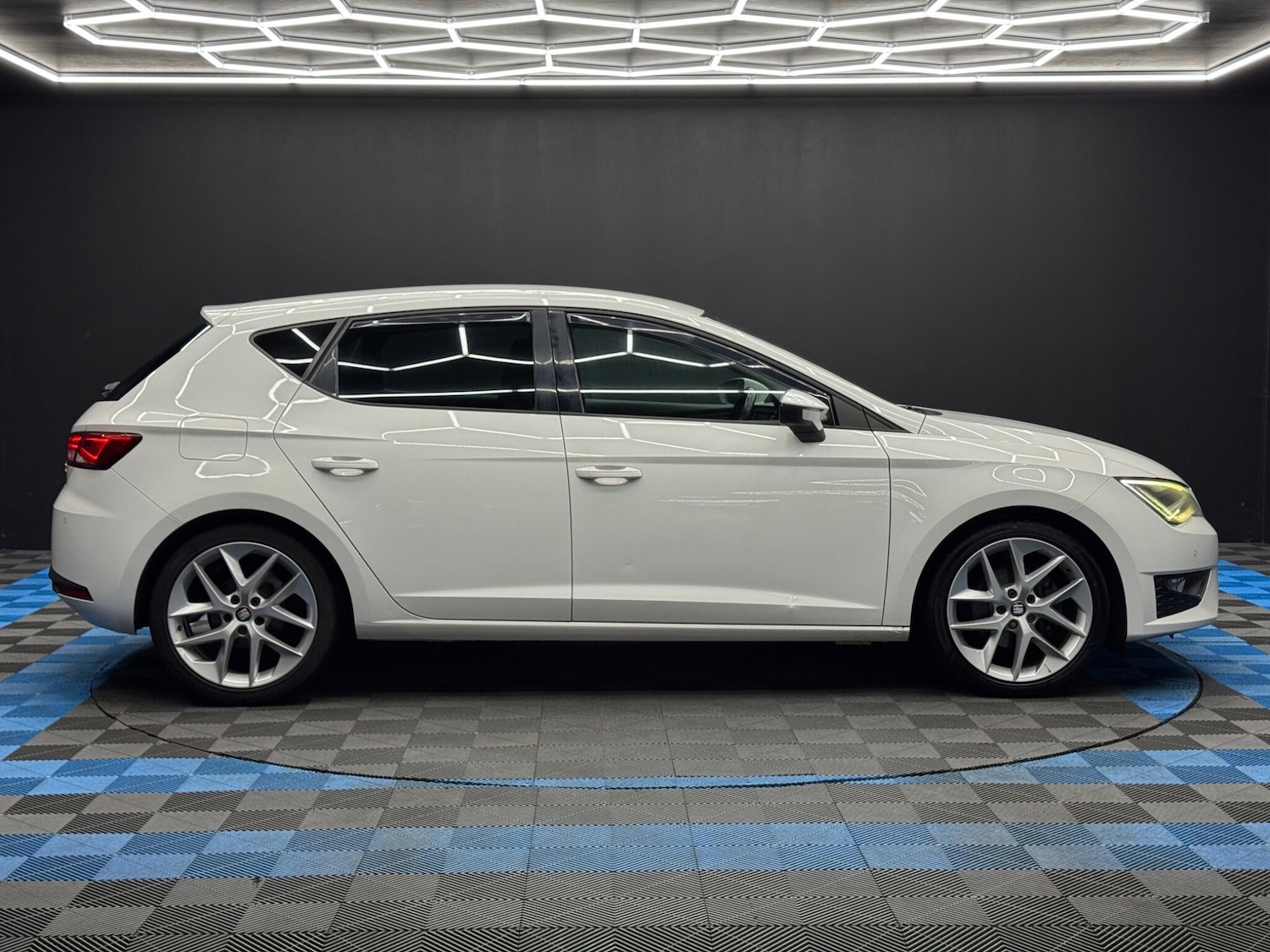 Used SEAT Leon 2015 for sale - 77524814: Photo 4