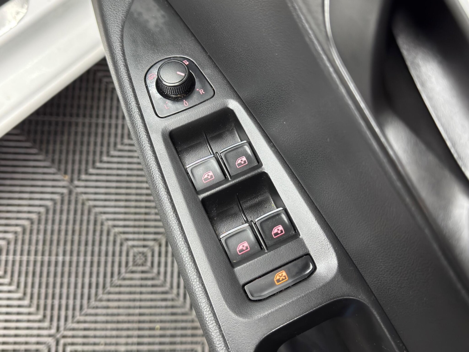 Used SEAT Leon 2015 for sale - 77524814: Photo 41