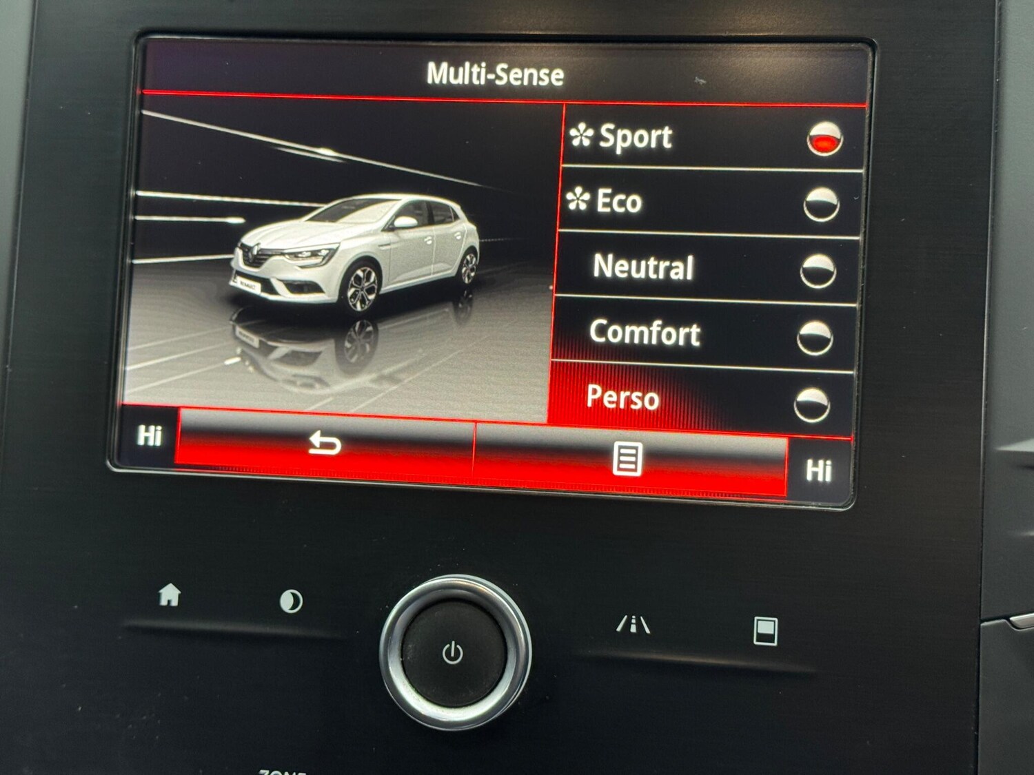 Used Renault Megane 2016 for sale - 77939930: Photo 36