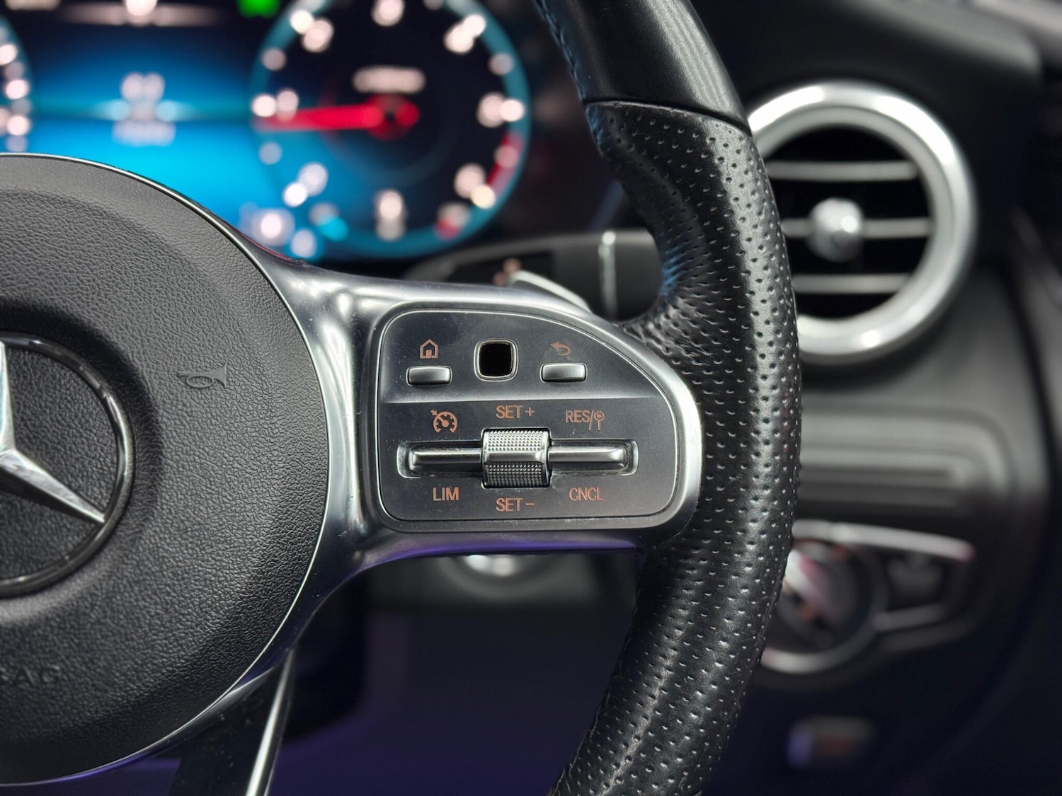 Used Mercedes-Benz GLC for sale - 77411517: Photo 22