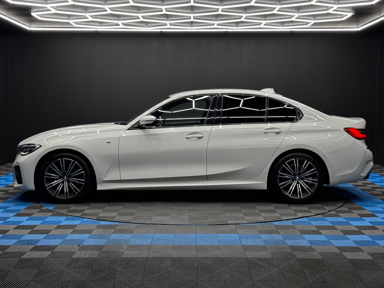 Used BMW 3 Series 2020 for sale - 76499615: Photo 8